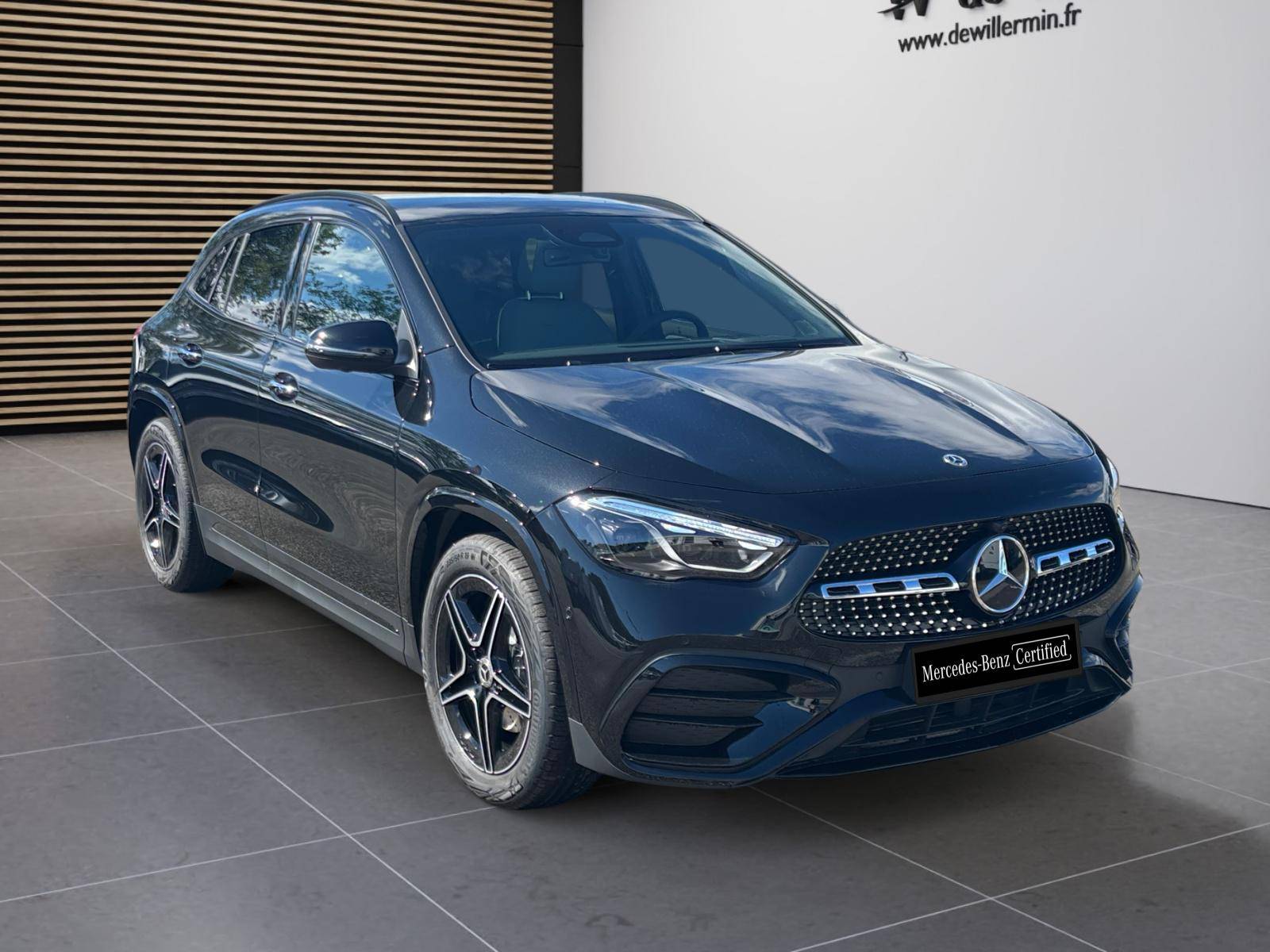 Image Mercedes-Benz GLA 200 d AMG Line  GLA 200 d AMG Line