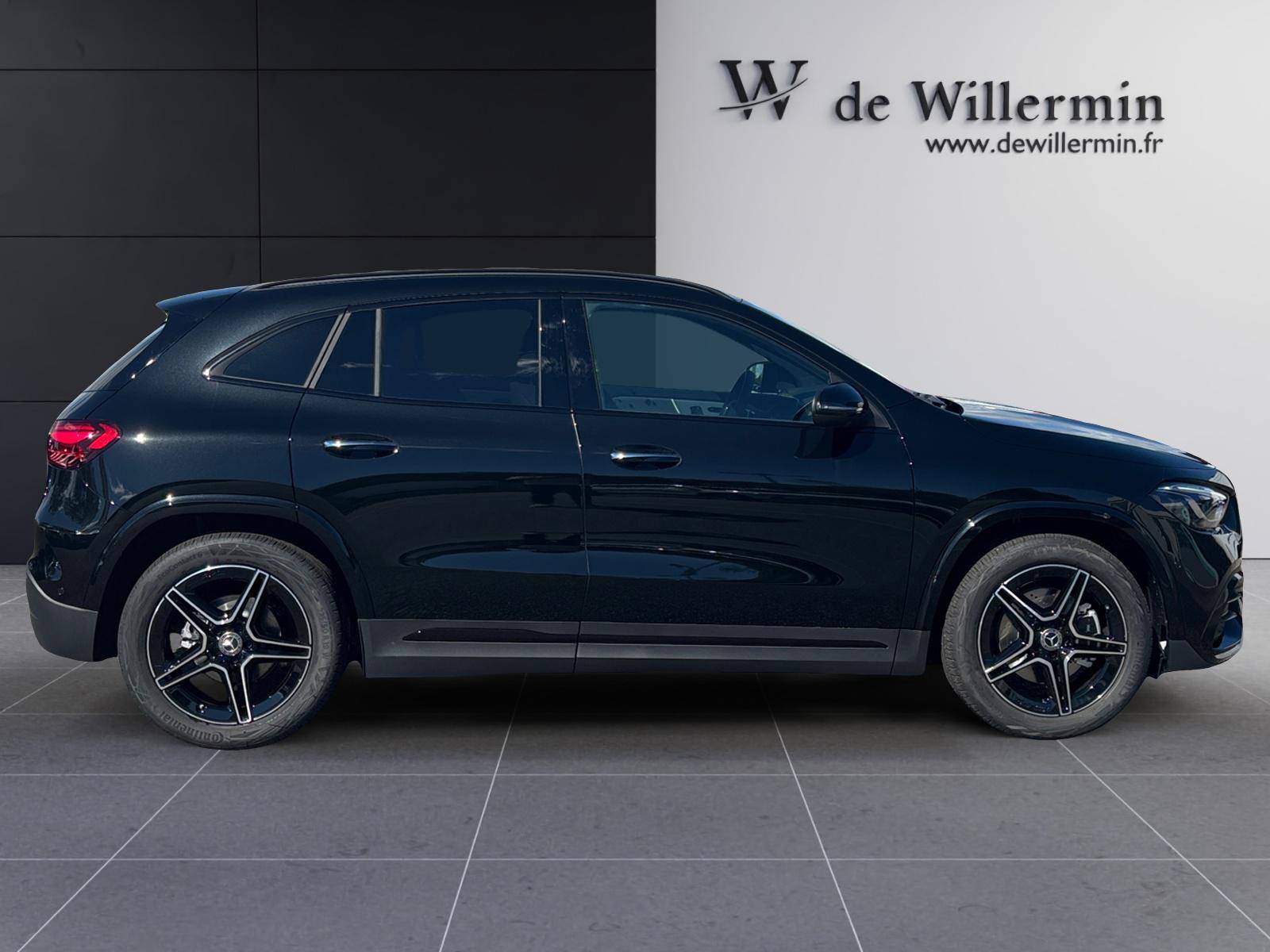 Image Mercedes-Benz GLA 200 d AMG Line  GLA 200 d AMG Line