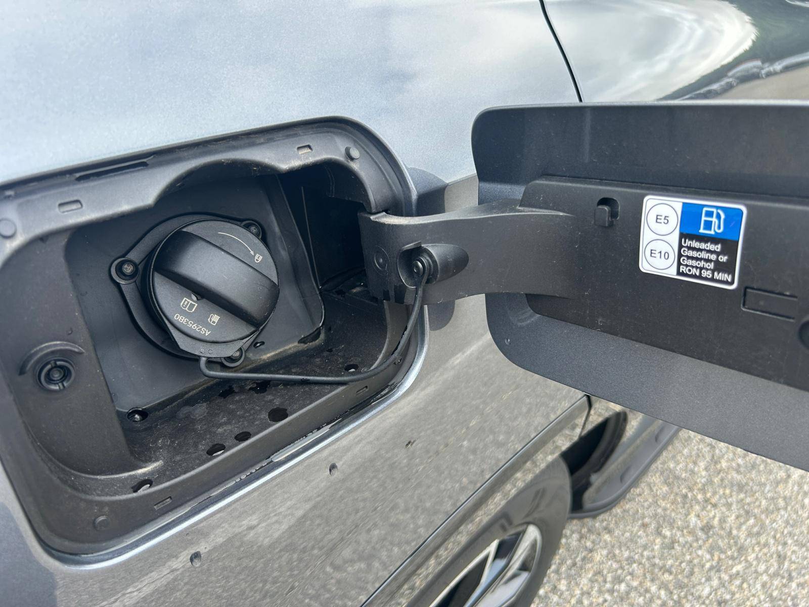 Image MG EHS Luxury 1,5 L Turbo 272 ch 