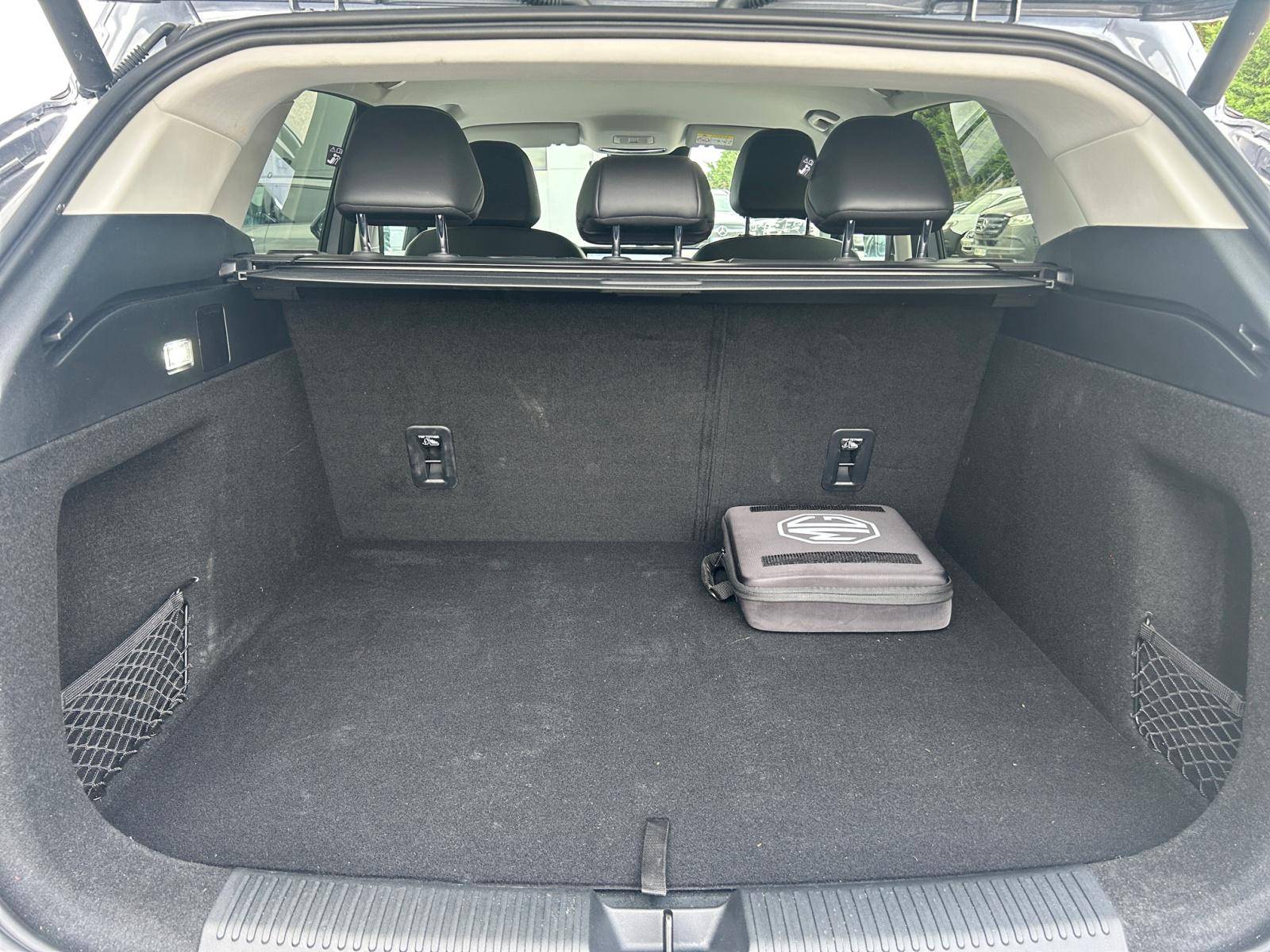 Image MG EHS Luxury 1,5 L Turbo 272 ch 