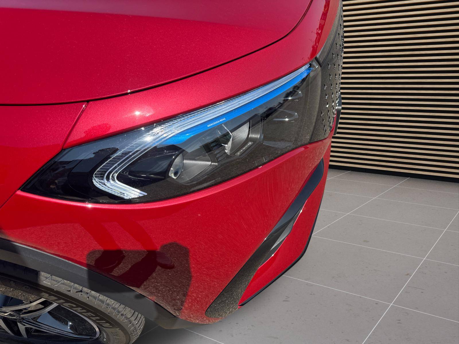 Image Mercedes-Benz EQB 350 4MATIC AMG Line  EQB 350 4MATIC AMG Line