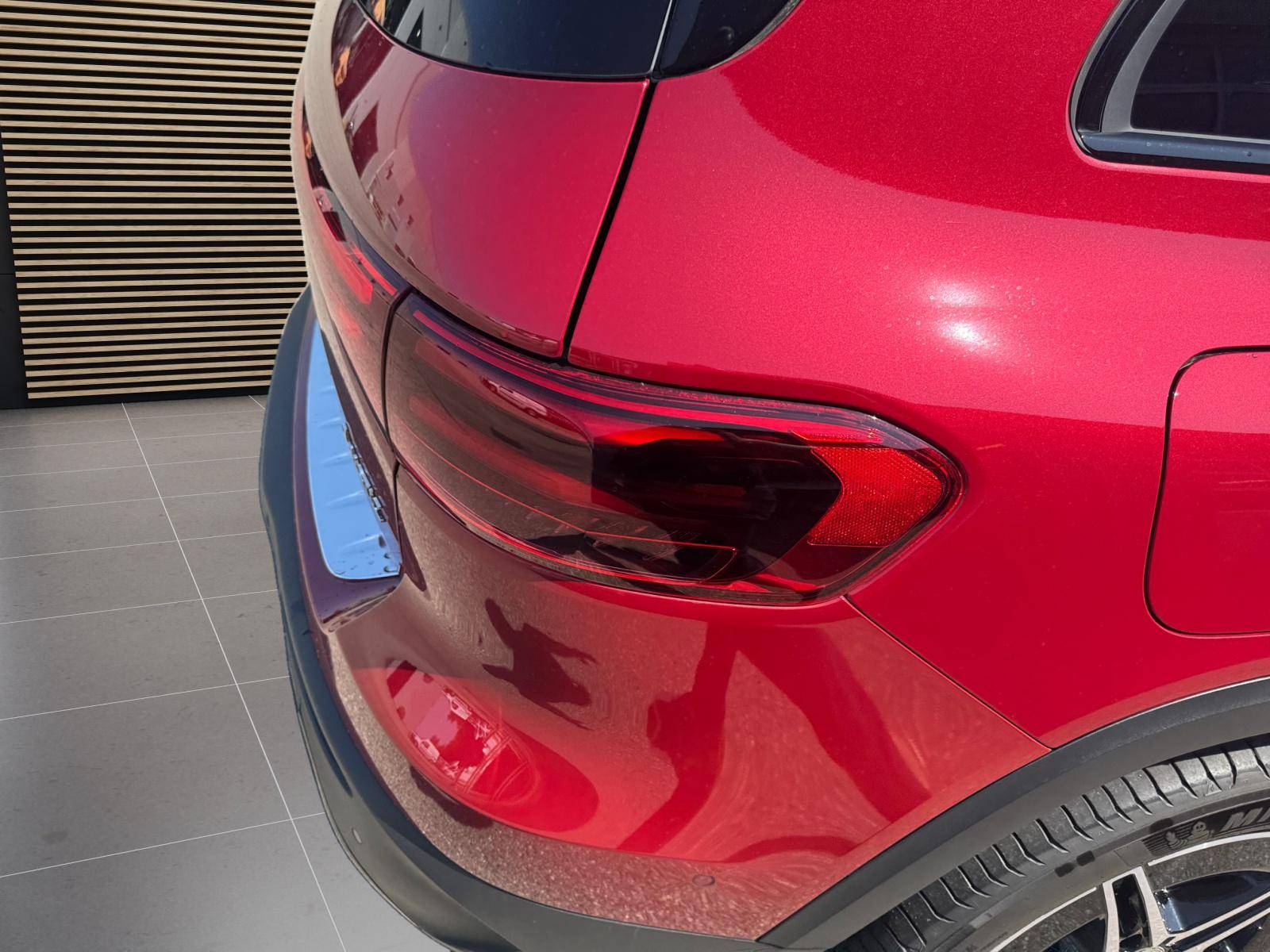 Image Mercedes-Benz EQB 350 4MATIC AMG Line  EQB 350 4MATIC AMG Line