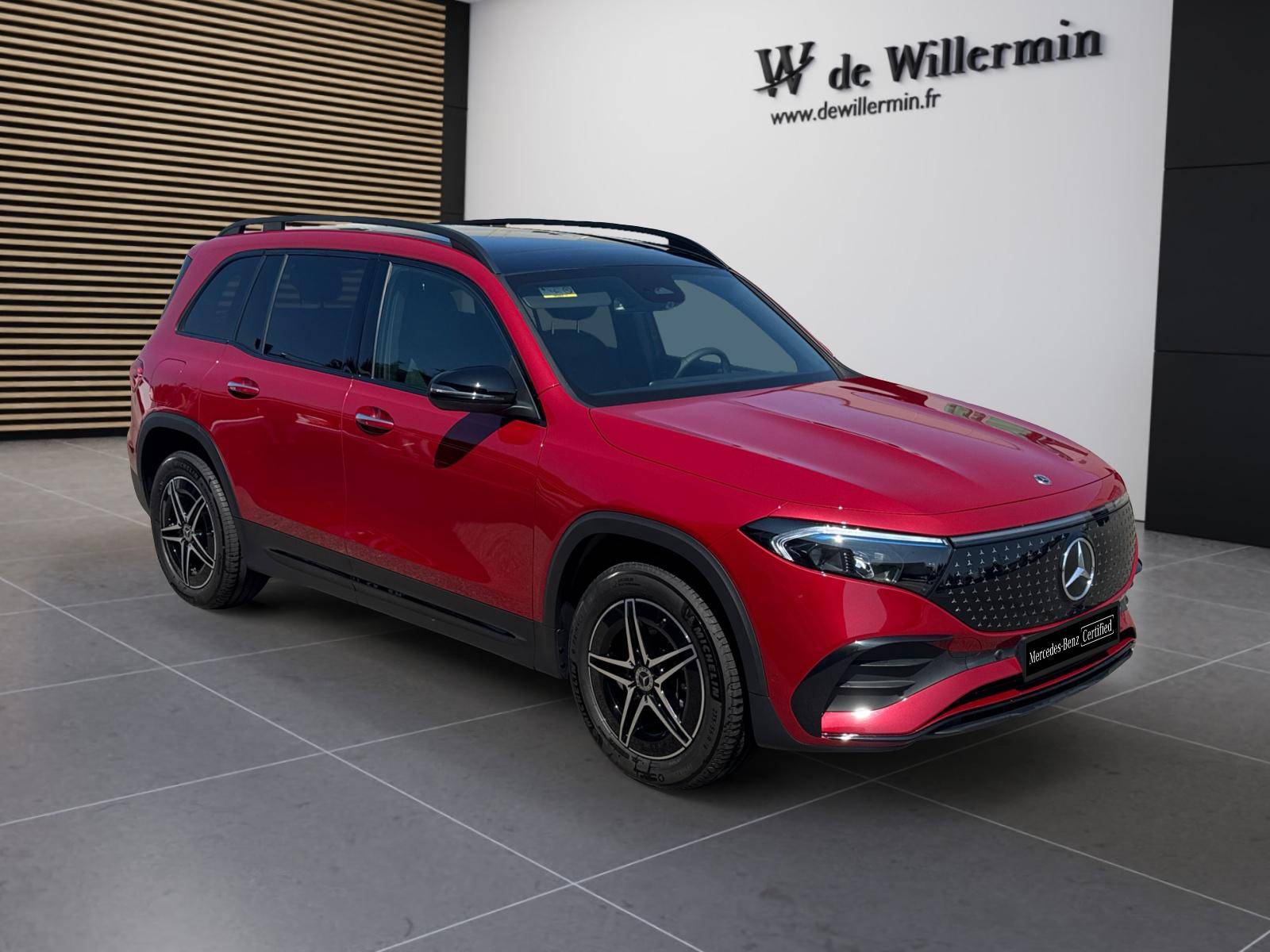 Image Mercedes-Benz EQB 350 4MATIC AMG Line  EQB 350 4MATIC AMG Line