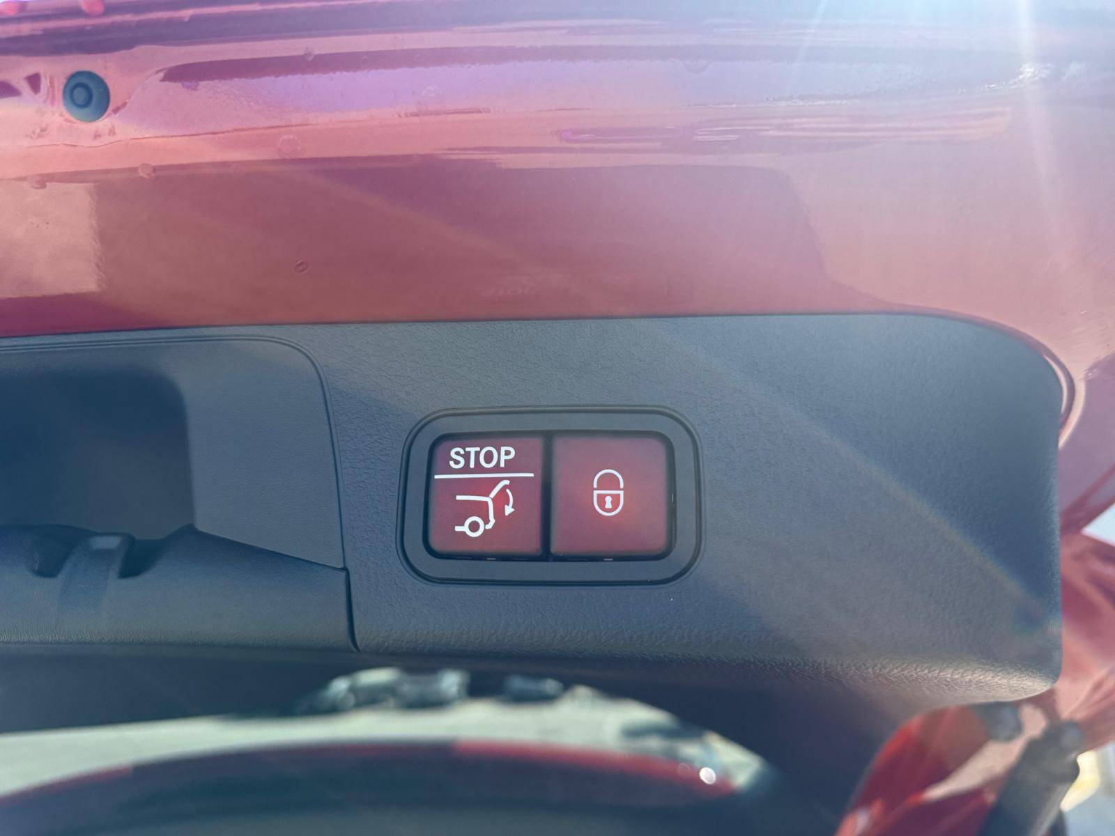 Image Mercedes-Benz EQB 350 4MATIC AMG Line  EQB 350 4MATIC AMG Line