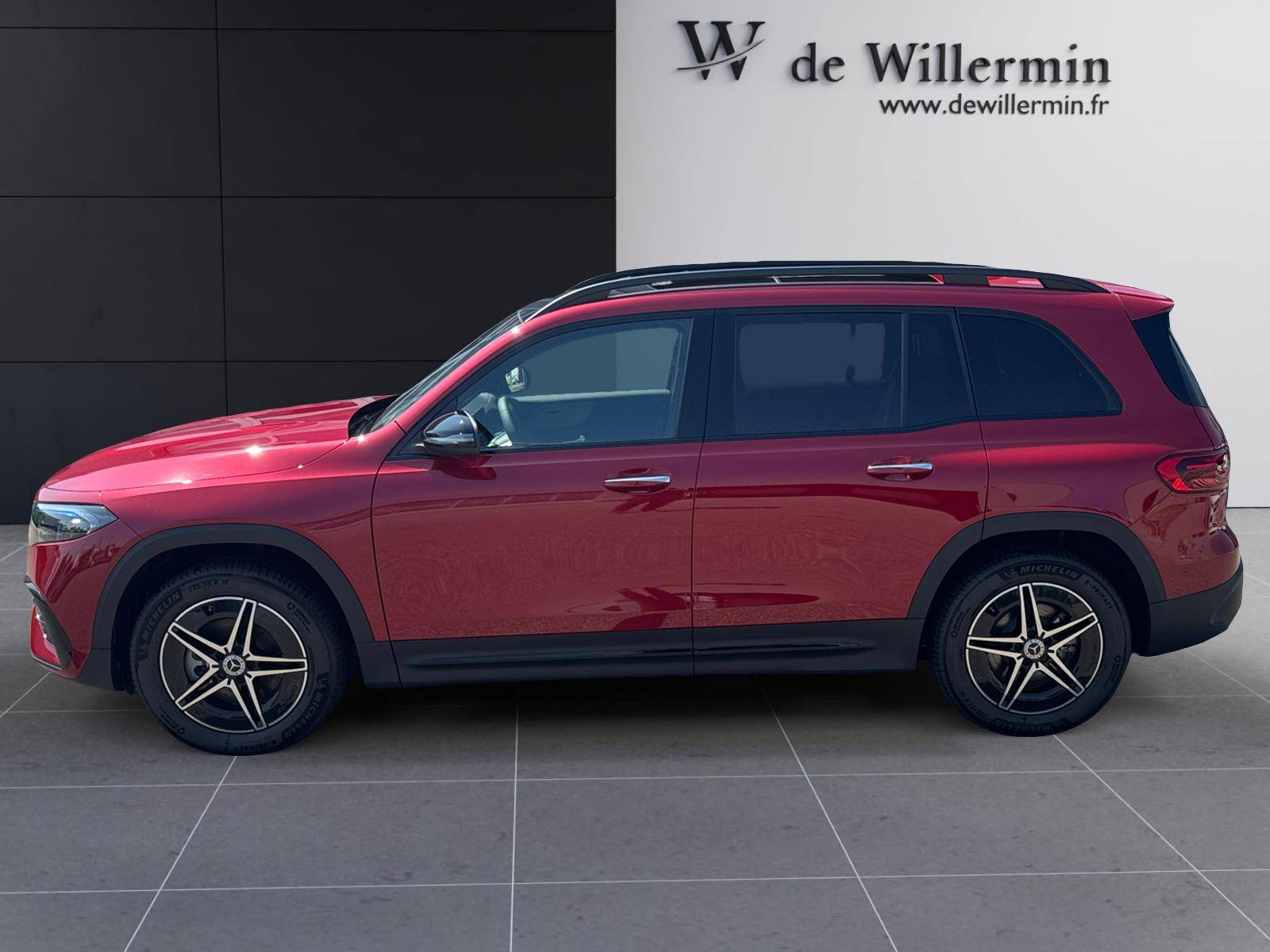 Image Mercedes-Benz EQB 350 4MATIC AMG Line  EQB 350 4MATIC AMG Line