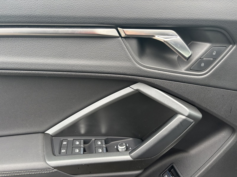 Image Audi Q3 45 TFSI e S line  1.4 245 ch S-tronic6