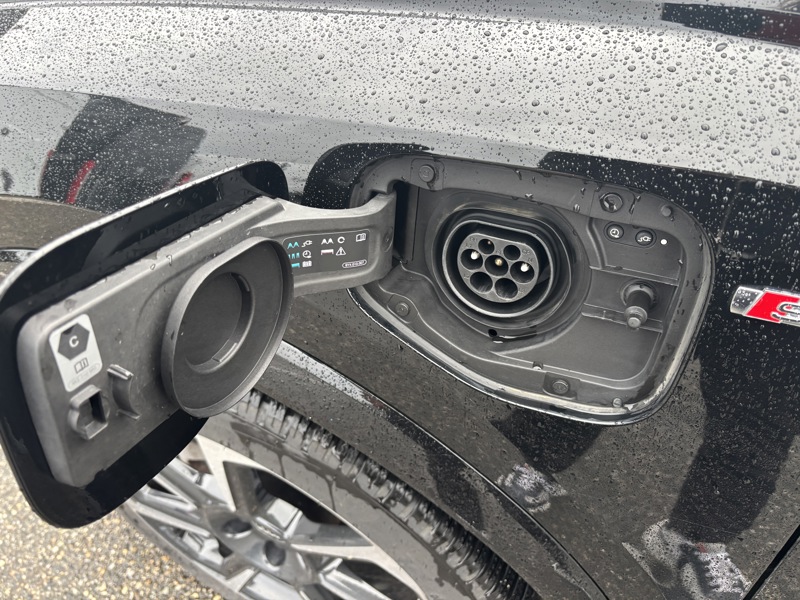 Image Audi Q3 45 TFSI e S line  1.4 245 ch S-tronic6