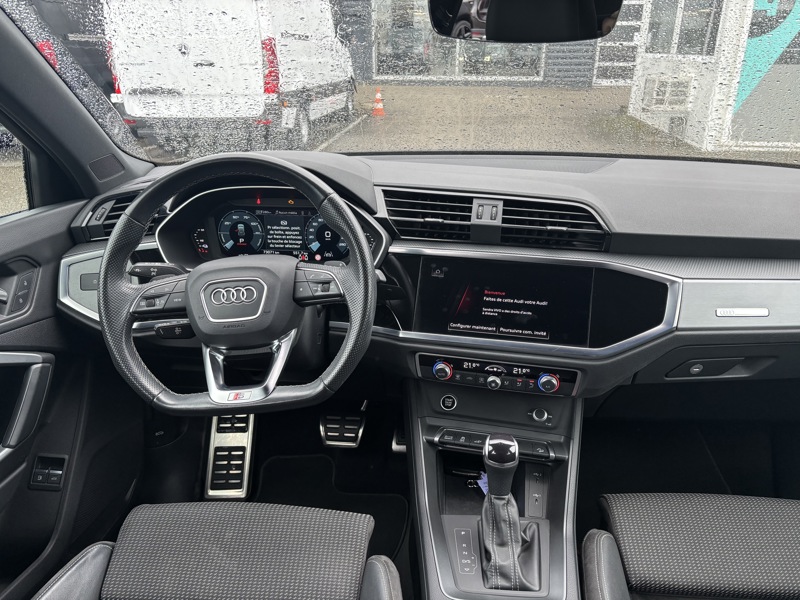 Image Audi Q3 45 TFSI e S line  1.4 245 ch S-tronic6
