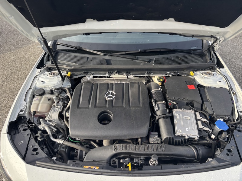 Image Mercedes-Benz CLASSE A 180 d Berline AMG Line  