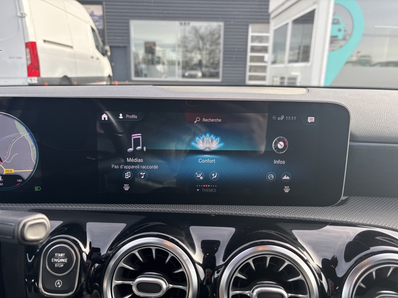 Image Mercedes-Benz CLASSE A 180 d Berline AMG Line  