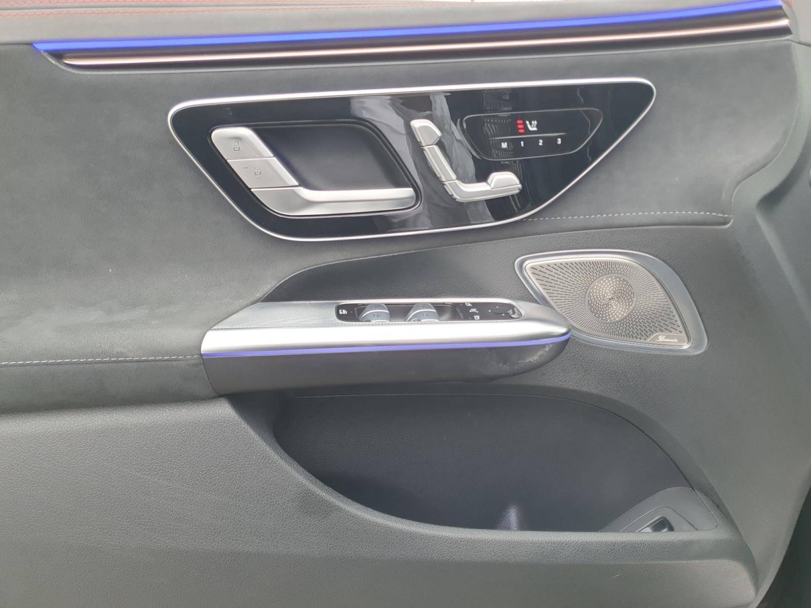 Image Mercedes-Benz EQE BERLINE EQE 350 AMG Line  EQE 350 AMG Line