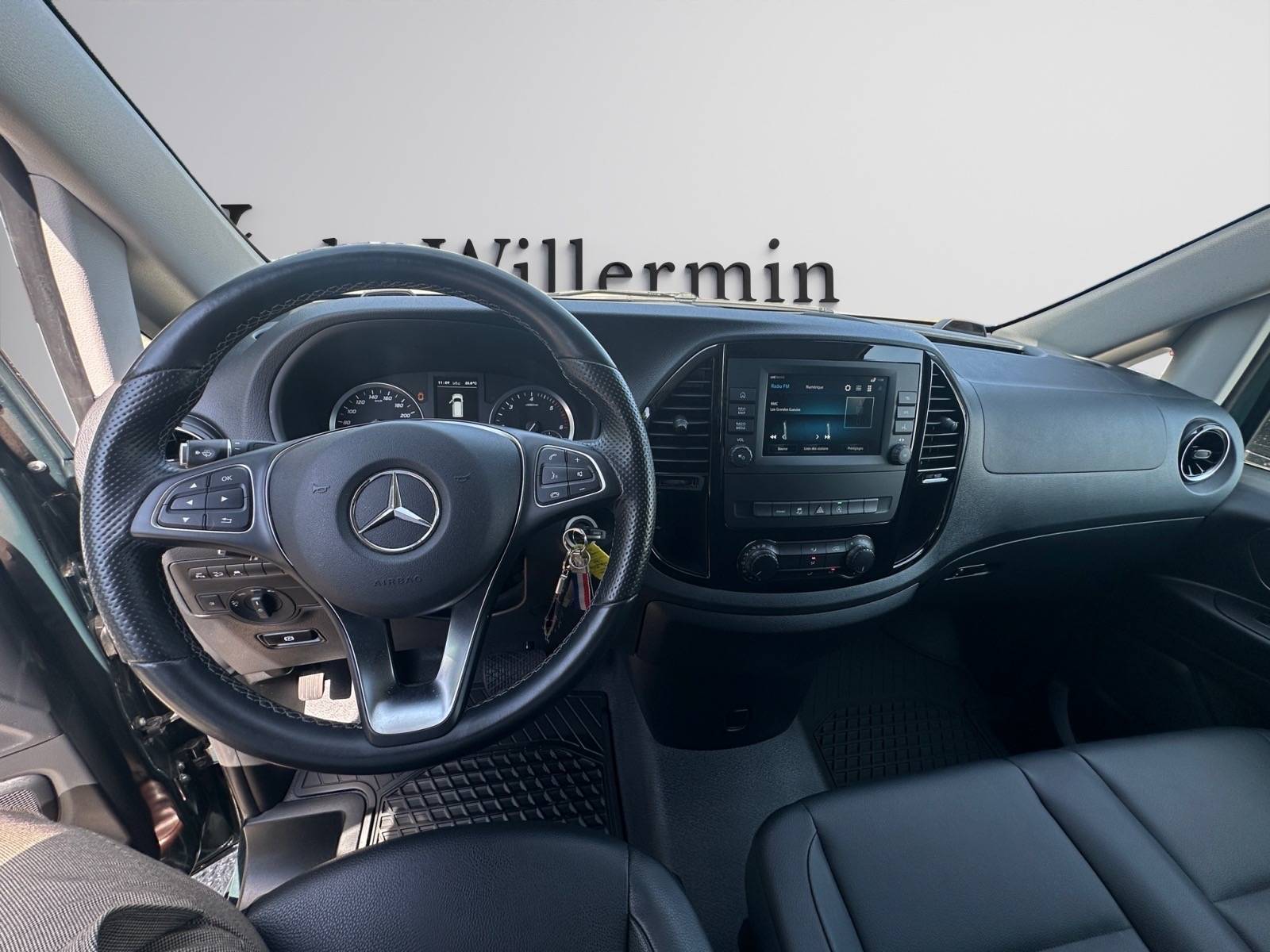 Image Mercedes-Benz VITO 119 CDI 4x4 Fourgon Long  VITO FGN 119 CDI LONG SELECT