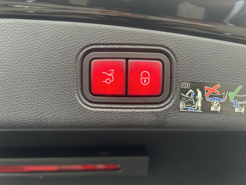 Image Mercedes-Benz CLASSE E COUPÉ Classe E 220 d AMG Line Coupé  