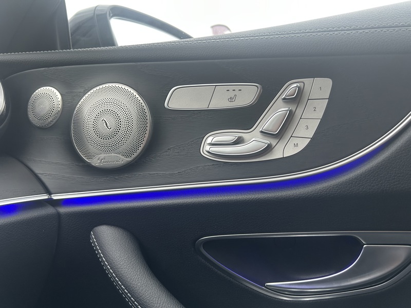 Image Mercedes-Benz CLASSE E COUPÉ Classe E 220 d AMG Line Coupé  