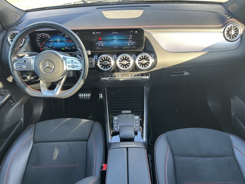 Image Mercedes-Benz EQA 350 4MATIC AMG Line  