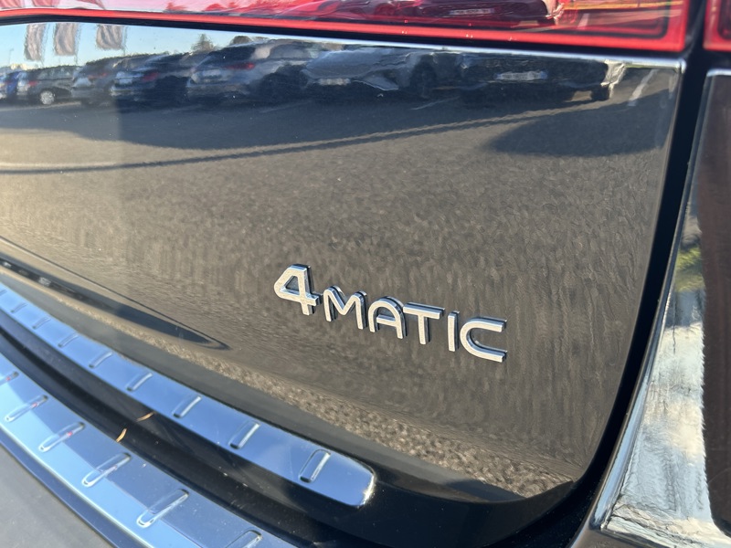 Image Mercedes-Benz EQA 350 4MATIC AMG Line  