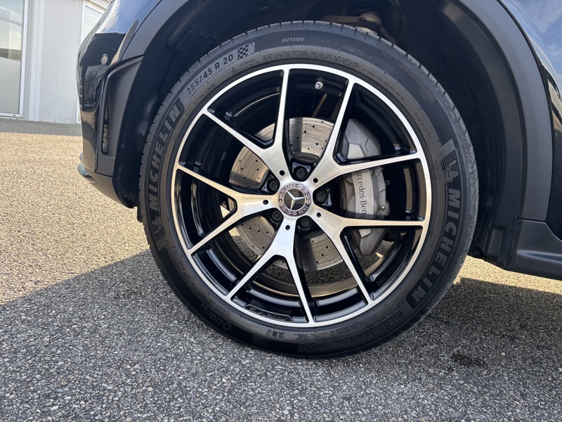 Image Mercedes-Benz GLC SUV GLC 300de 4MATIC SUV AMG Line  