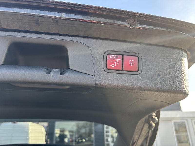 Image Mercedes-Benz GLC SUV GLC 300de 4MATIC SUV AMG Line  