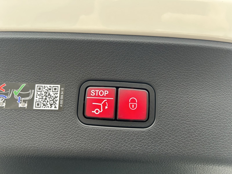 Image Mercedes-Benz GLC COUPÉ GLC 220 d 4MATIC Coupé AMG Line  GLC 220 d 4MATIC Coupé AMG Line