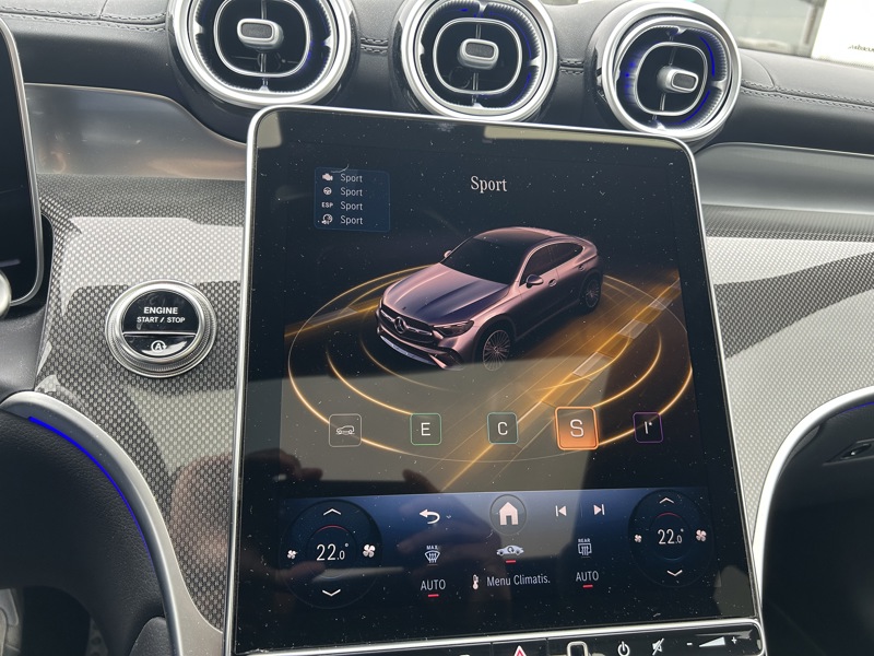 Image Mercedes-Benz GLC COUPÉ GLC 220 d 4MATIC Coupé AMG Line  GLC 220 d 4MATIC Coupé AMG Line