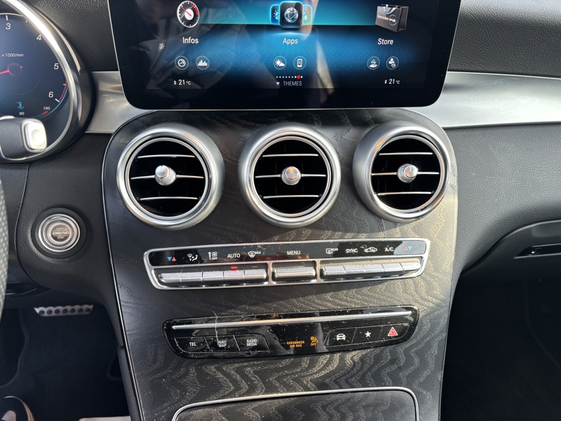 Image Mercedes-Benz GLC COUPÉ GLC 400 d 4MATIC Coupé AMG Line  