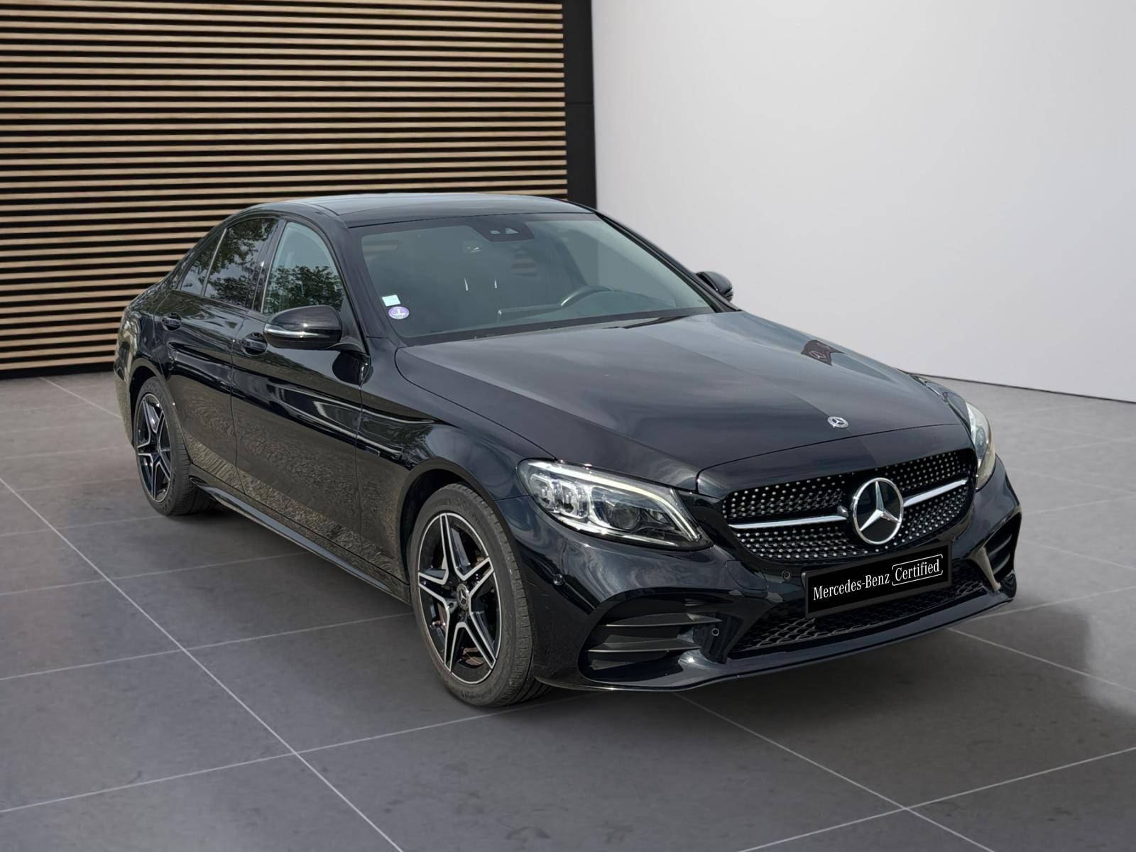 Image Mercedes-Benz CLASSE C BERLINE Classe C 300 e Berline AMG Line  Classe C 300 e Berline AMG Line