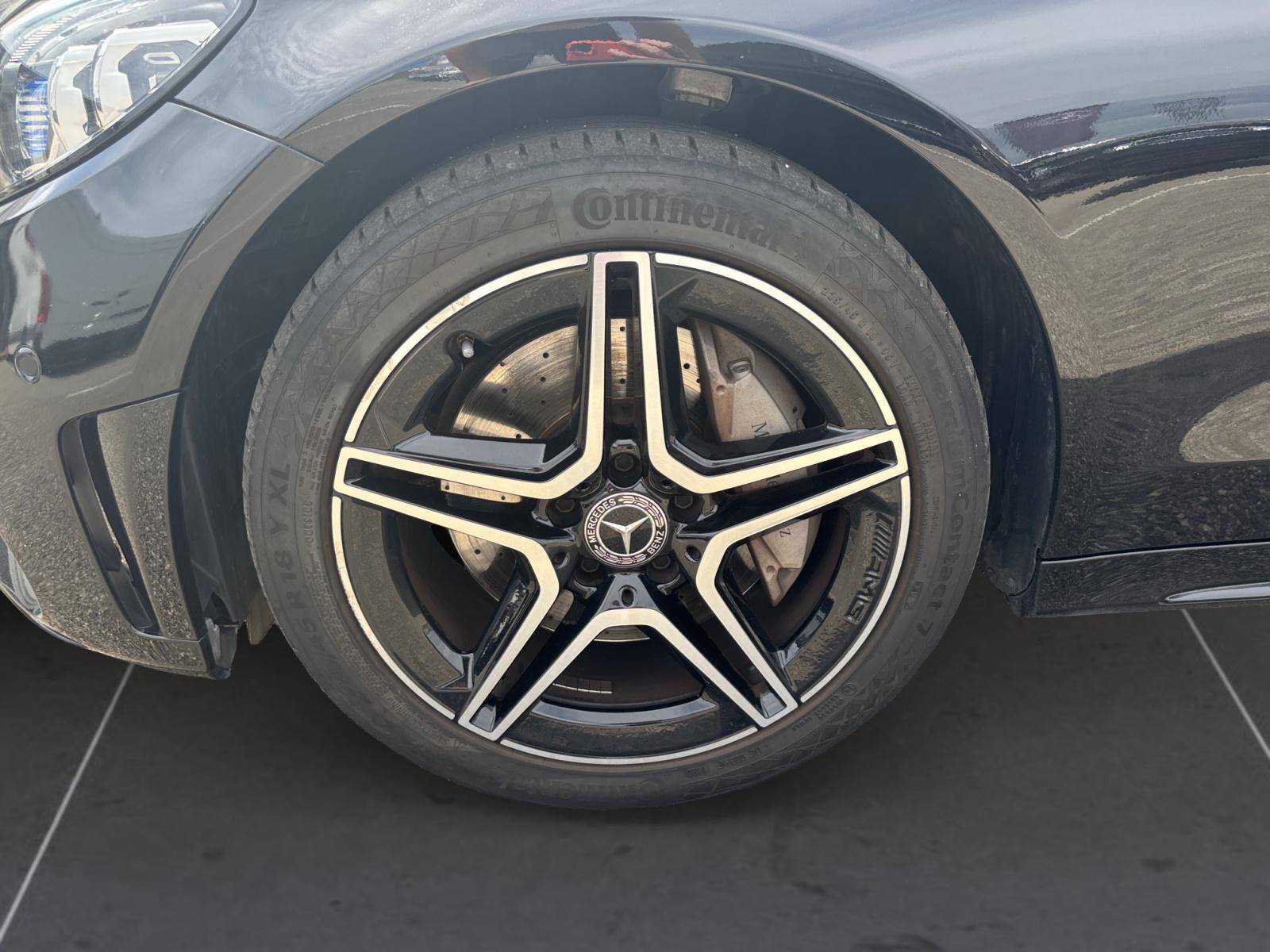 Image Mercedes-Benz CLASSE C BERLINE Classe C 300 e Berline AMG Line  Classe C 300 e Berline AMG Line