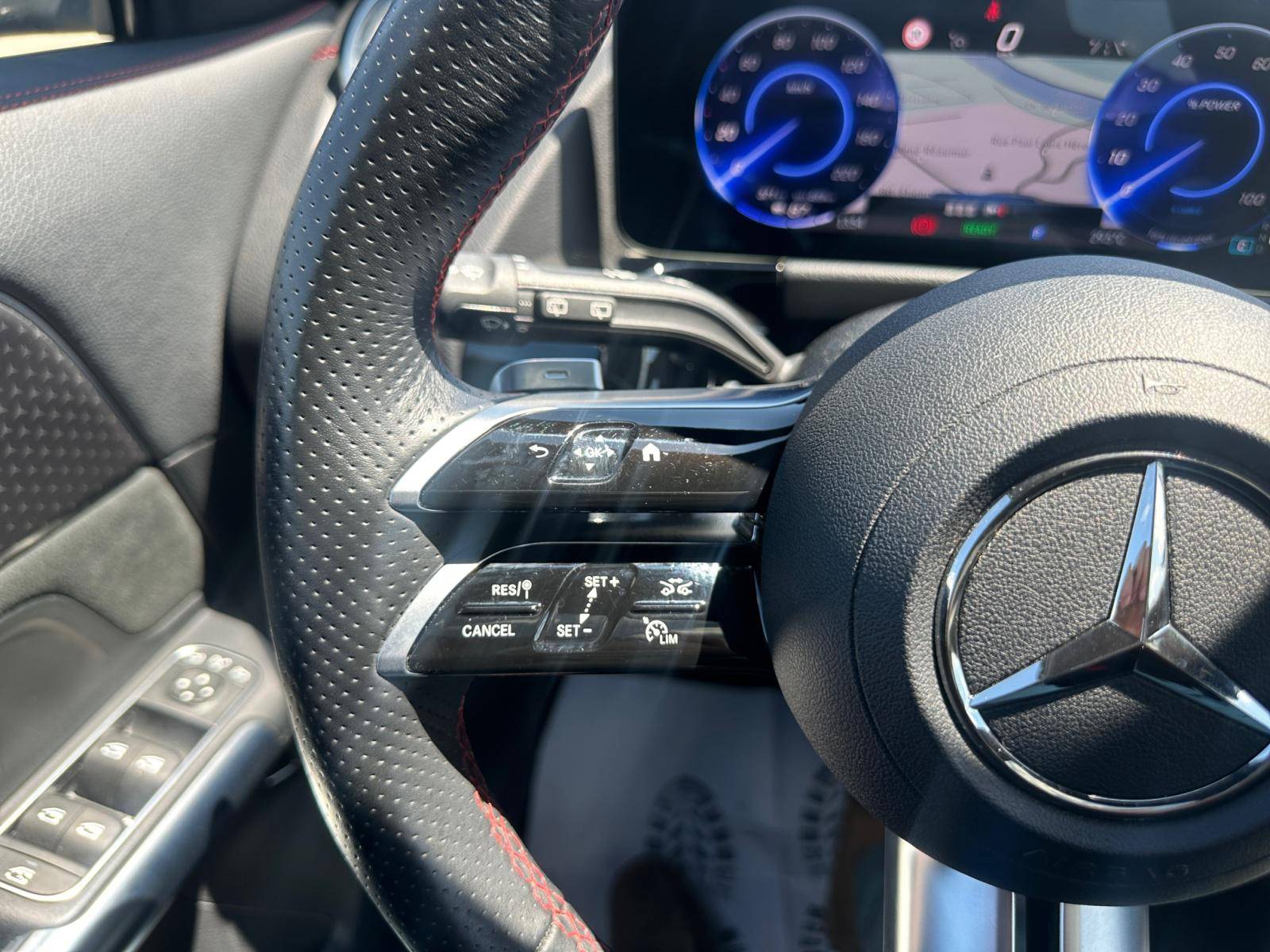 Image Mercedes-Benz EQA 250+ AMG Line  EQA 250+ AMG Line