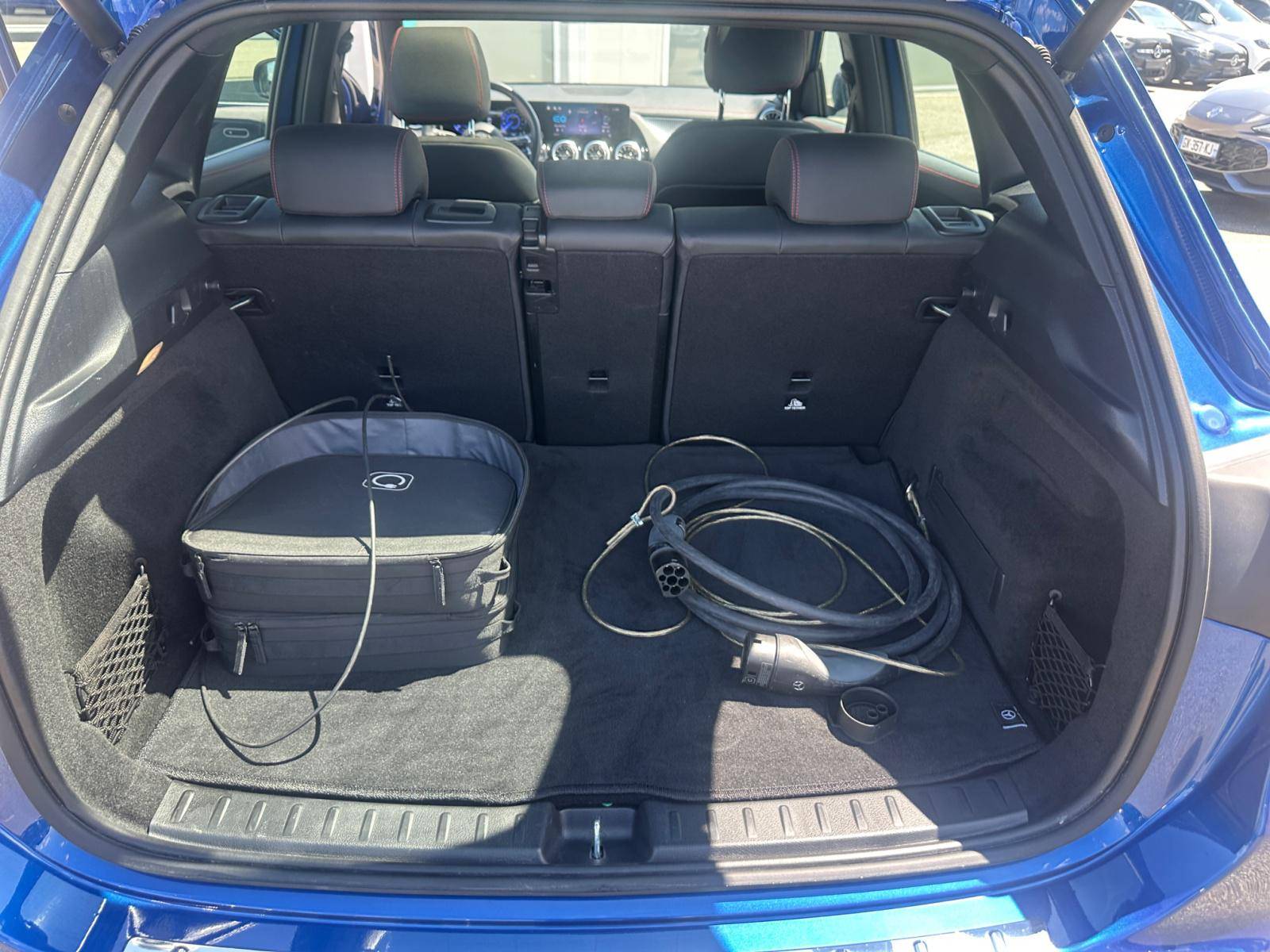 Image Mercedes-Benz EQA 250+ AMG Line  EQA 250+ AMG Line