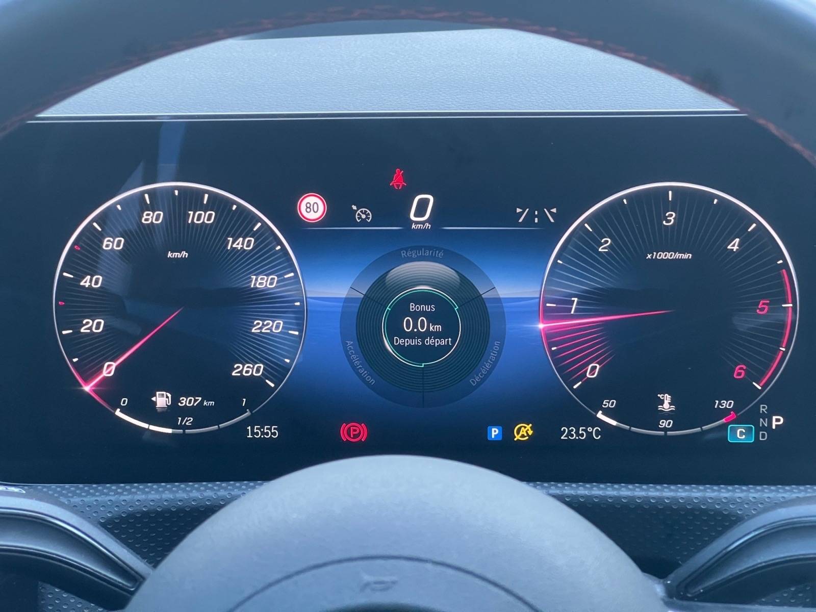 Image Mercedes-Benz CLA SHOOTING BRAKE CLA 200 d Shooting Brake AMG Line  CLA 200D AMG LINE