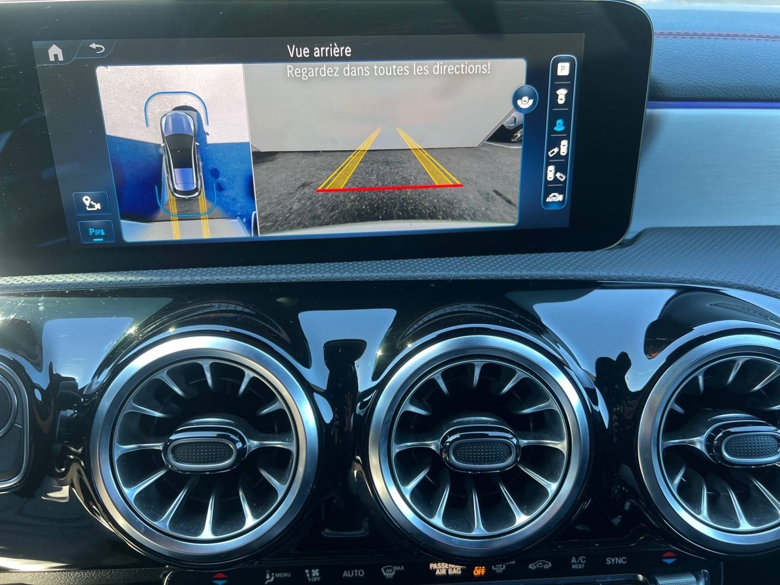 Image Mercedes-Benz CLA SHOOTING BRAKE CLA 200 d Shooting Brake AMG Line  CLA 200D AMG LINE