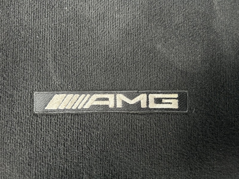 Image Mercedes-Benz GLC SUV GLC 220 d 4MATIC SUV AMG Line  GLC 220D 4MATIC SUV AMG LINE