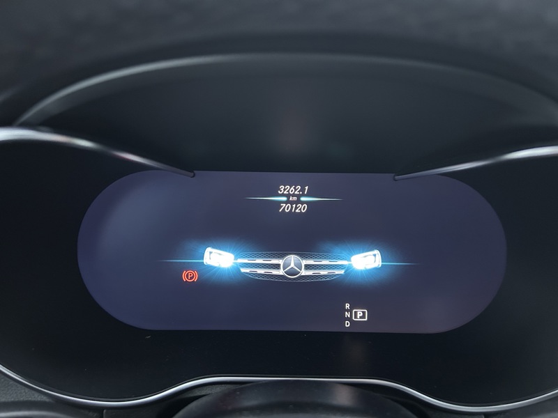 Image Mercedes-Benz GLC SUV GLC 220 d 4MATIC SUV AMG Line  GLC 220D 4MATIC SUV AMG LINE