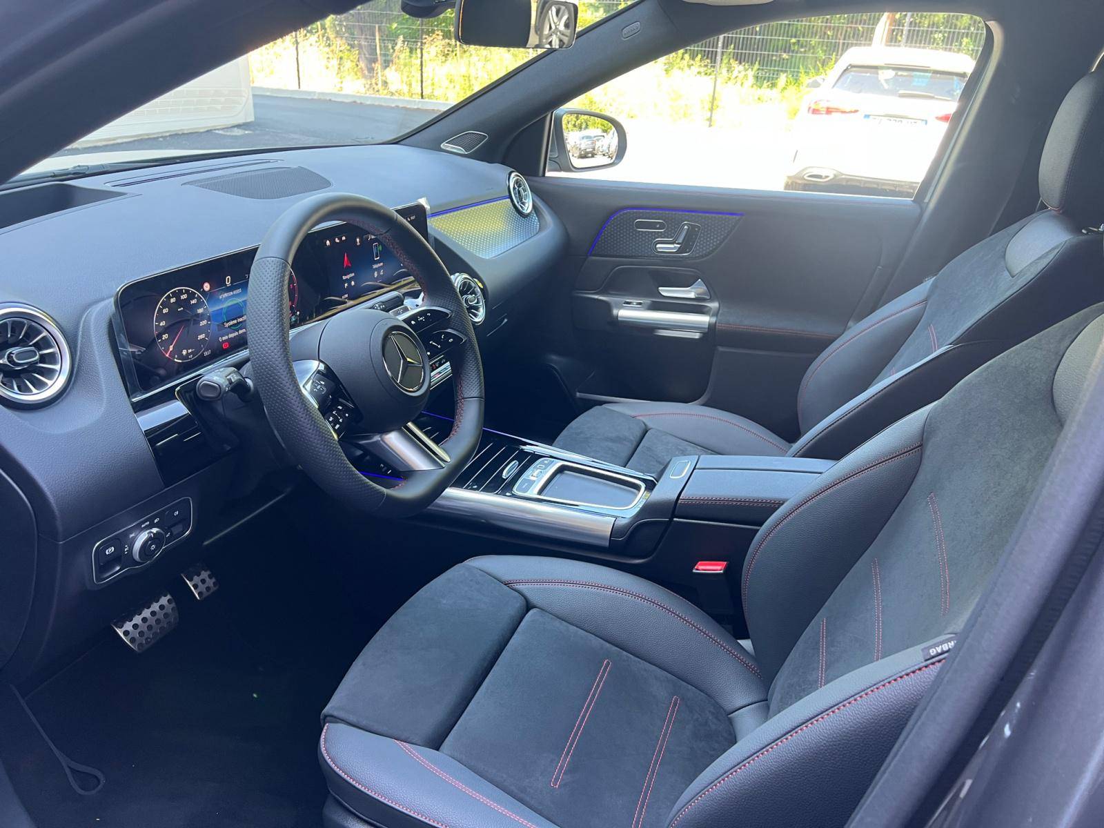 Image Mercedes-Benz GLA 200 d AMG Line  GLA 200 d AMG Line