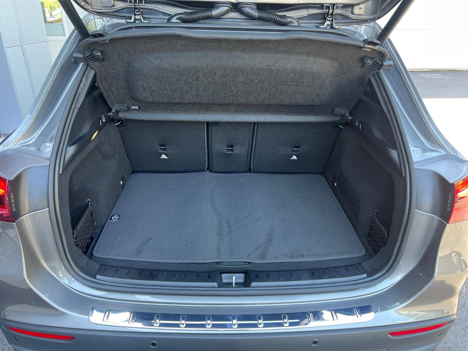 Image Mercedes-Benz GLA 200 d AMG Line  GLA 200 d AMG Line