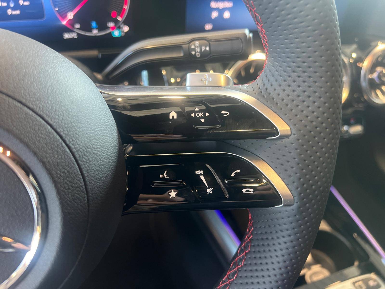 Image Mercedes-Benz GLA 200 d AMG Line  GLA 200 d AMG Line