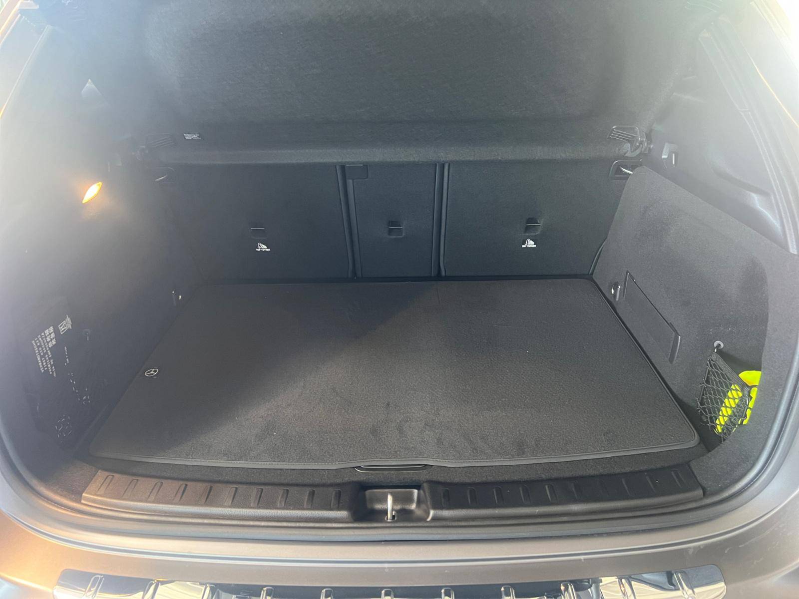 Image Mercedes-Benz GLA 200 d AMG Line  GLA 200 d AMG Line