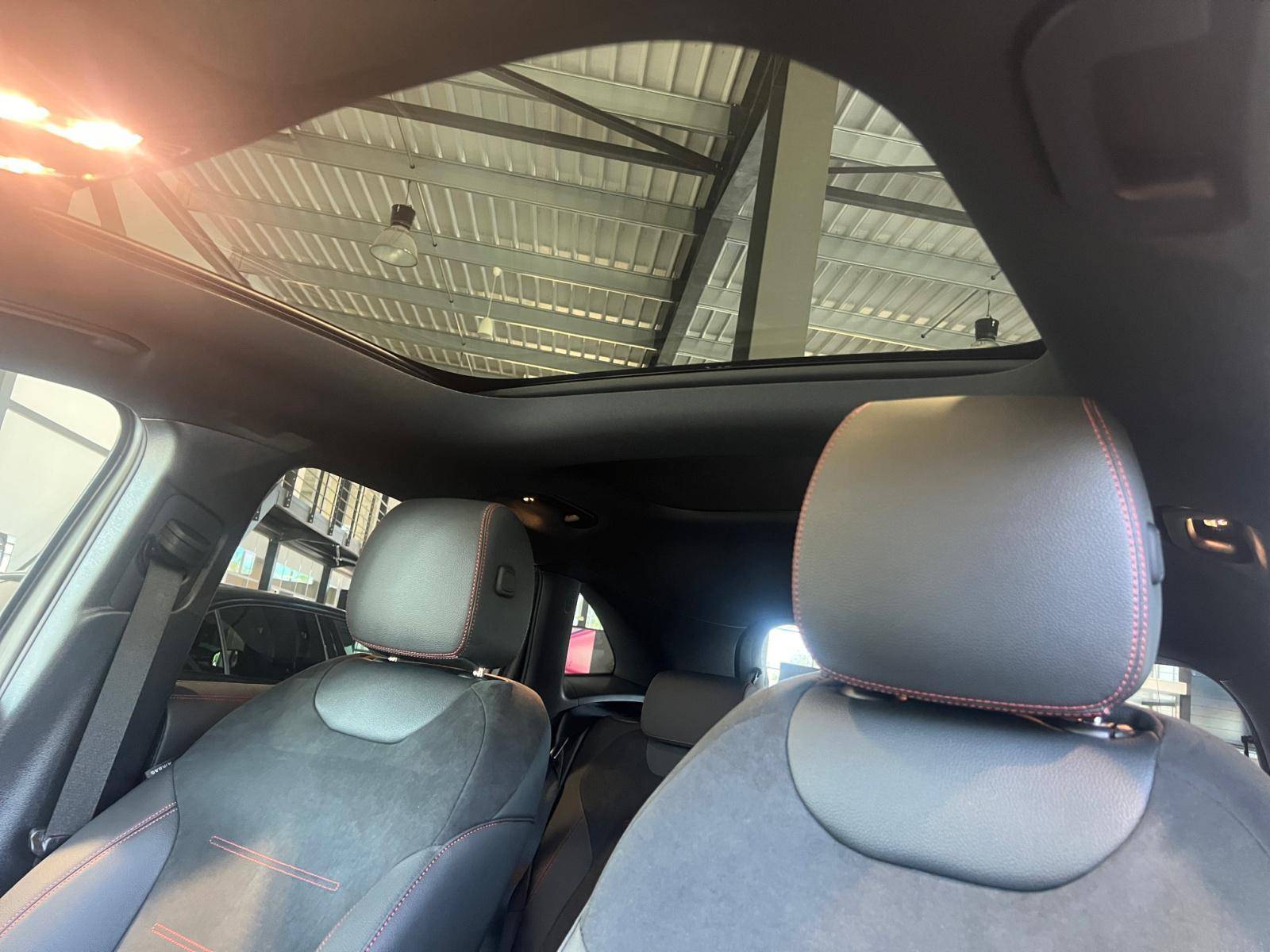 Image Mercedes-Benz GLA 200 d AMG Line  GLA 200 d AMG Line