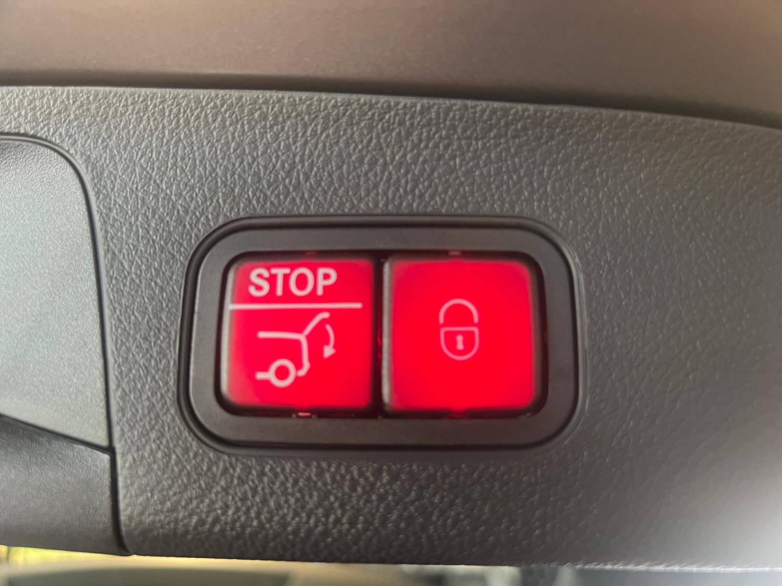 Image Mercedes-Benz GLA 200 d AMG Line  GLA 200 d AMG Line