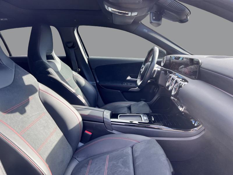 Image Mercedes-Benz CLASSE A 250 e AMG Line  Classe A 250 e Hybrid EQ AMG Line