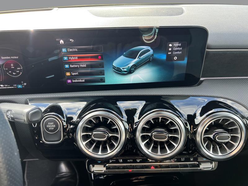 Image Mercedes-Benz CLASSE A 250 e AMG Line  Classe A 250 e Hybrid EQ AMG Line