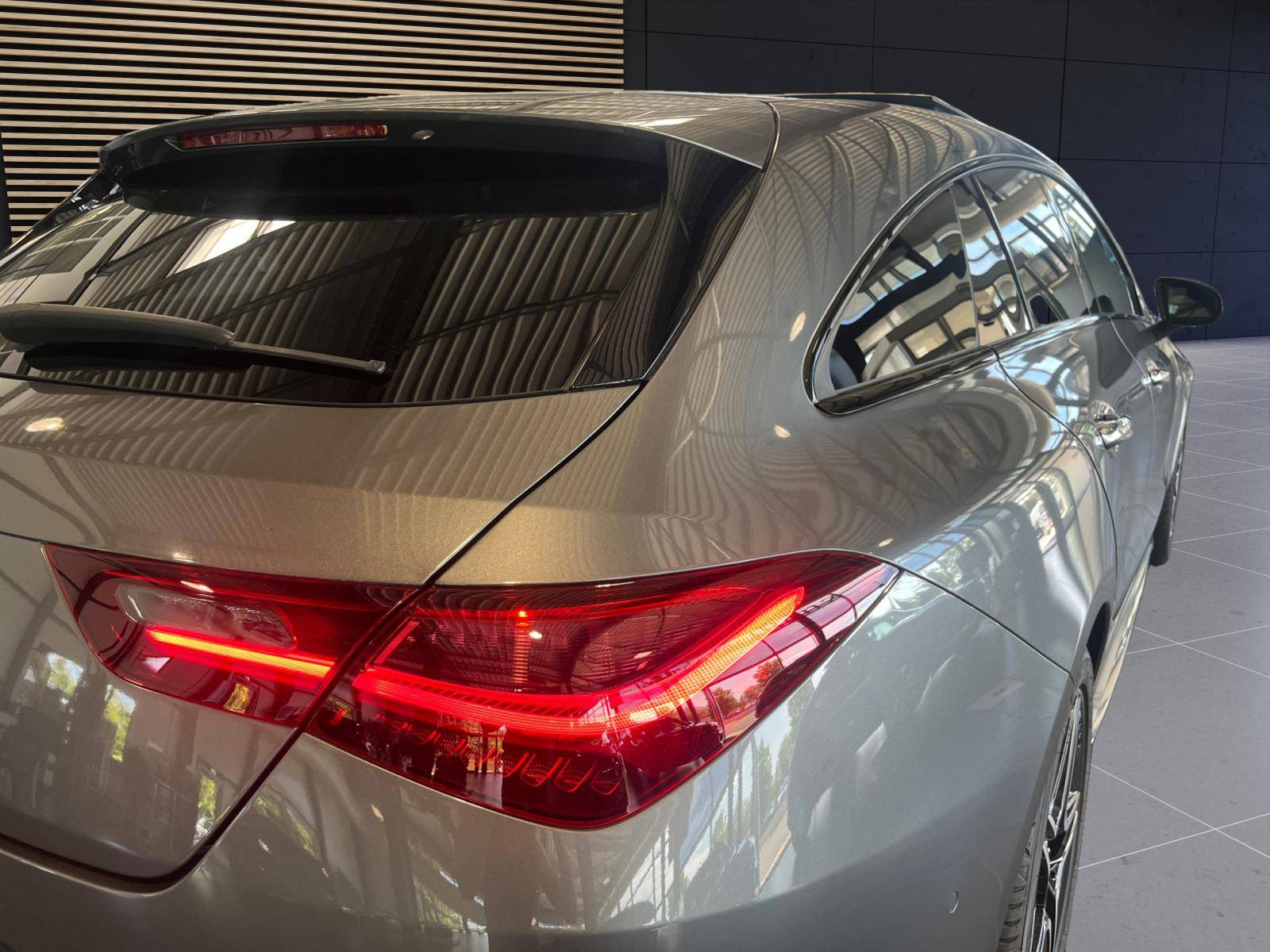 Image Mercedes-Benz CLA SHOOTING BRAKE CLA 200 Shooting Brake AMG Line  CLA 200 Shooting Brake AMG Line