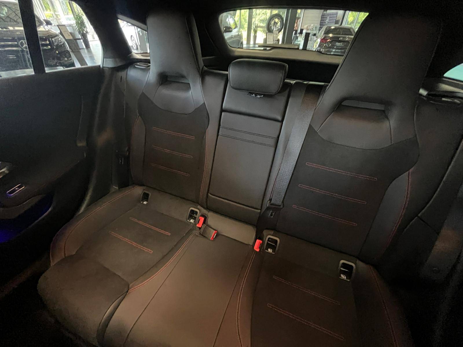 Image Mercedes-Benz CLA SHOOTING BRAKE CLA 200 Shooting Brake AMG Line  CLA 200 Shooting Brake AMG Line