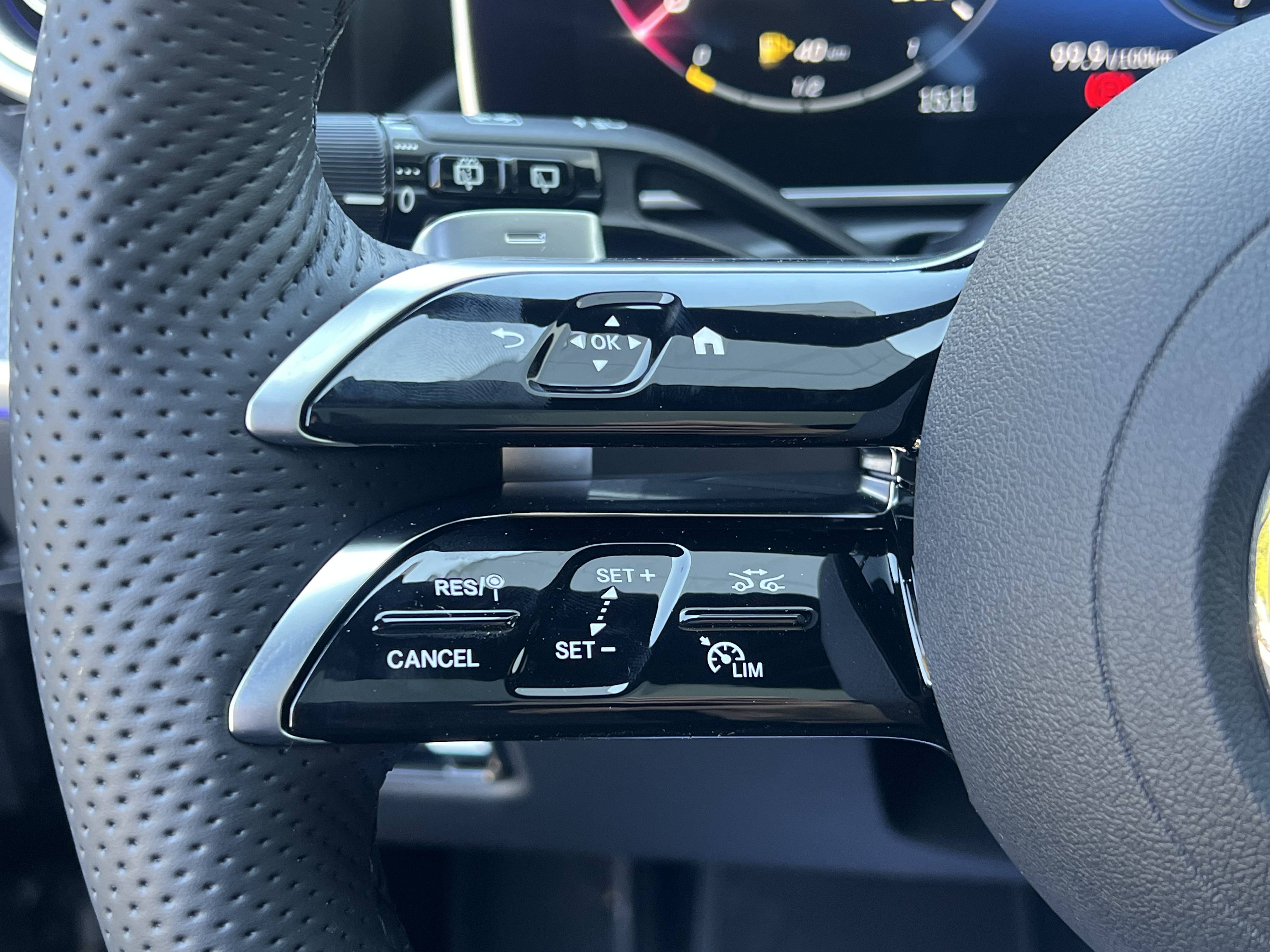 Image Mercedes-Benz CLASSE C BREAK Classe C 300 e Hybrid EQ Break AMG Line  Classe C 300 e Hybrid EQ Break AMG Line