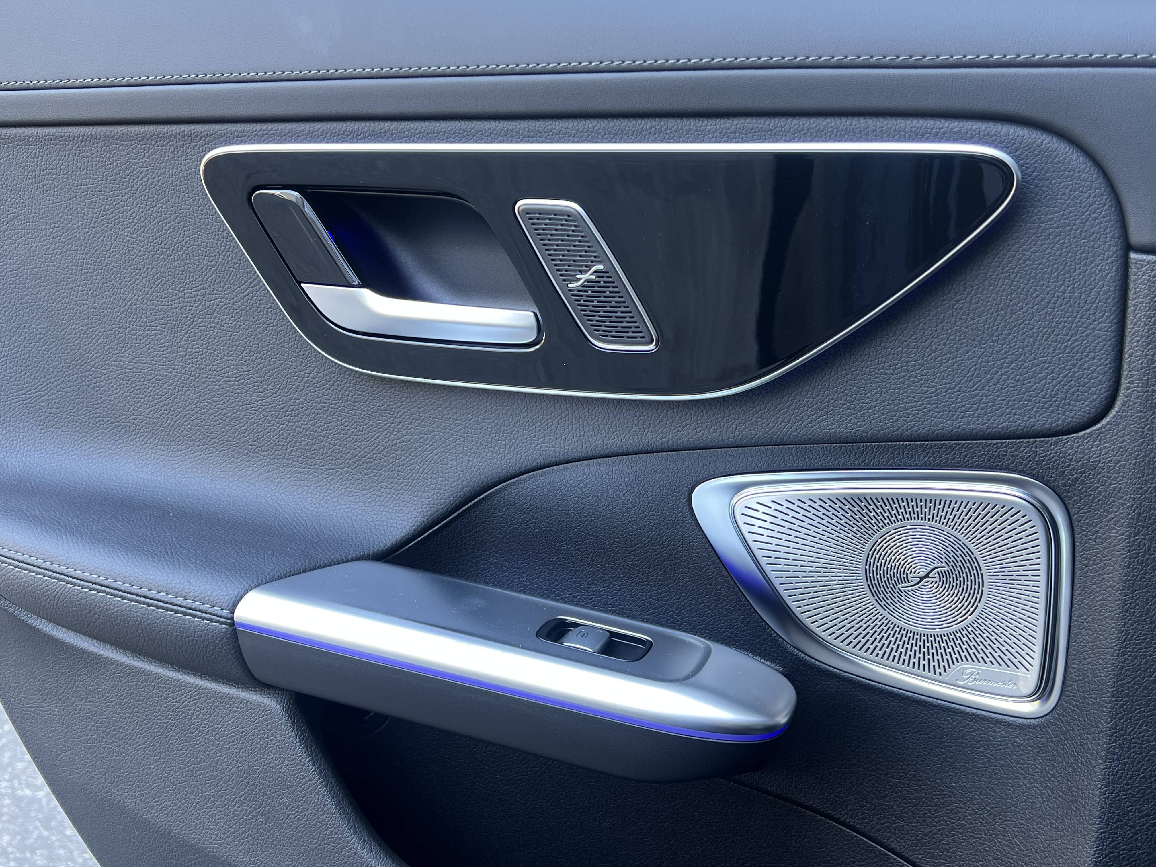 Image Mercedes-Benz CLASSE C BREAK Classe C 300 e Hybrid EQ Break AMG Line  Classe C 300 e Hybrid EQ Break AMG Line