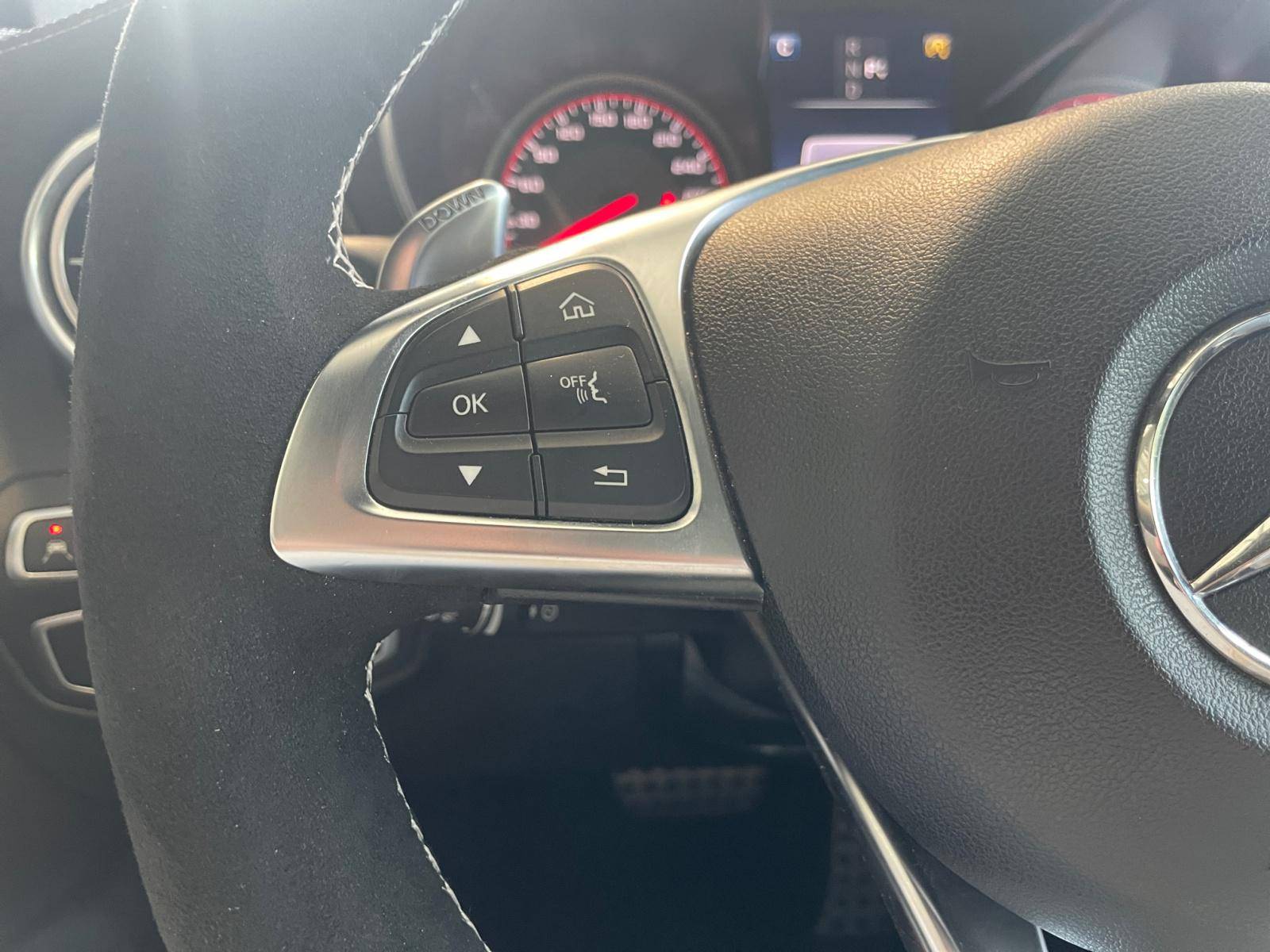 Image Mercedes-Benz CLASSE C COUPÉ AMG C 63 S  Classe C Coupé 63 S Mercedes-AMG SPEEDSHIFT MCT AMG