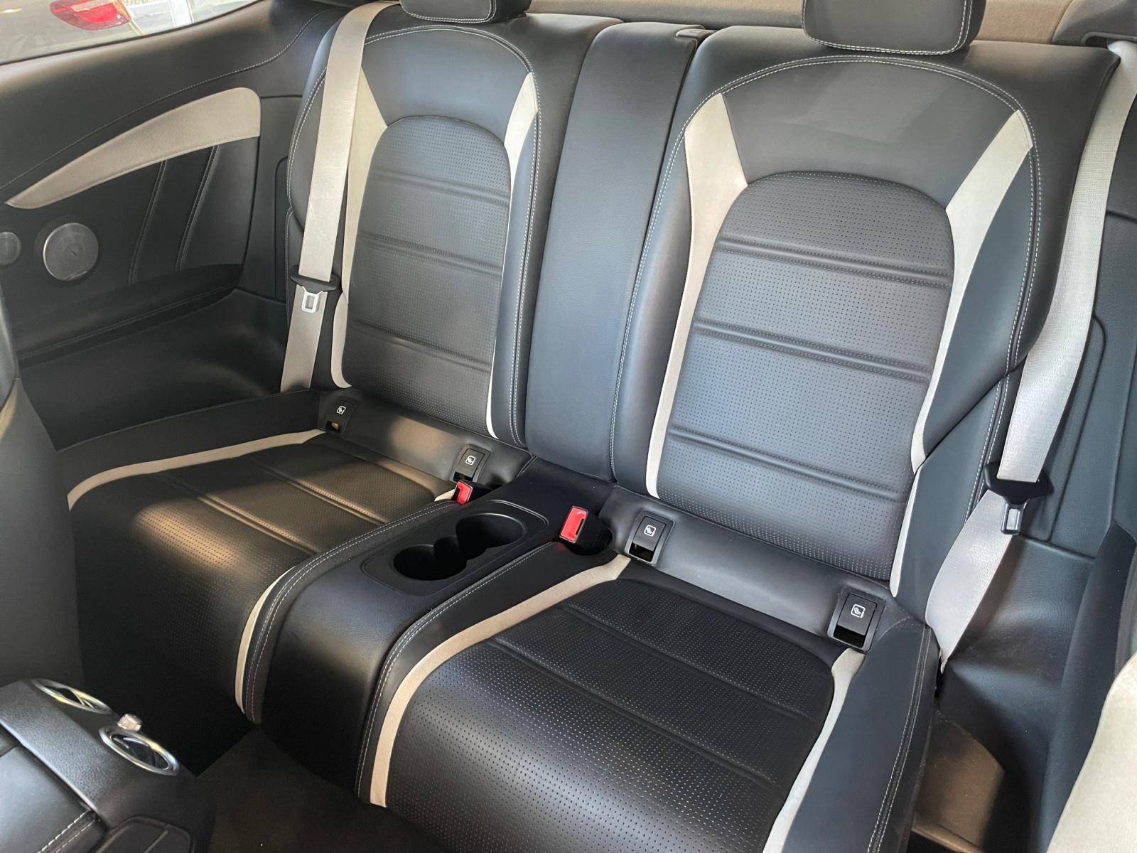 Image Mercedes-Benz CLASSE C COUPÉ AMG C 63 S  Classe C Coupé 63 S Mercedes-AMG SPEEDSHIFT MCT AMG