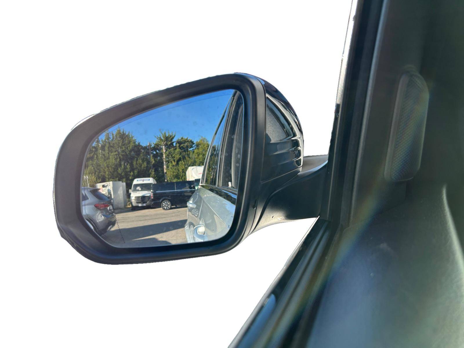 Image Mercedes-Benz GLE 350 de 4MATIC AMG Line  Classe GLE 350 de EQ POWER 9G-Tronic 4Matic AMG Line