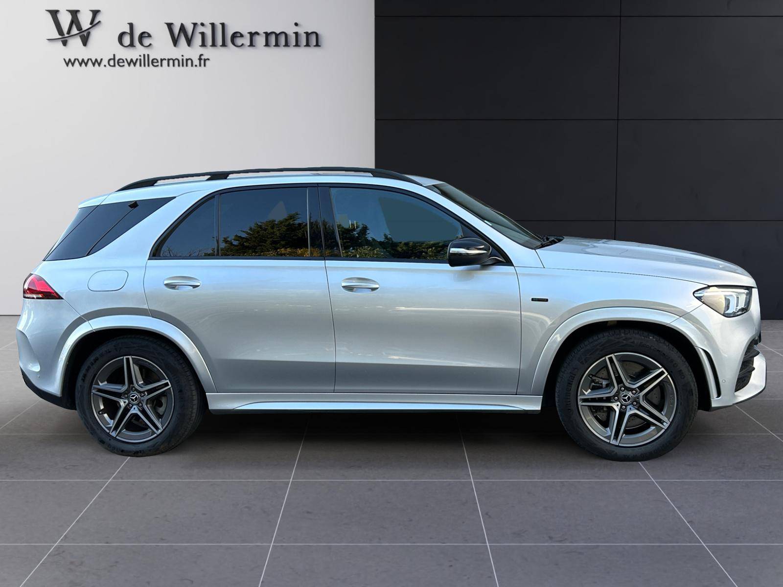 Image Mercedes-Benz GLE 350 de 4MATIC AMG Line  Classe GLE 350 de EQ POWER 9G-Tronic 4Matic AMG Line
