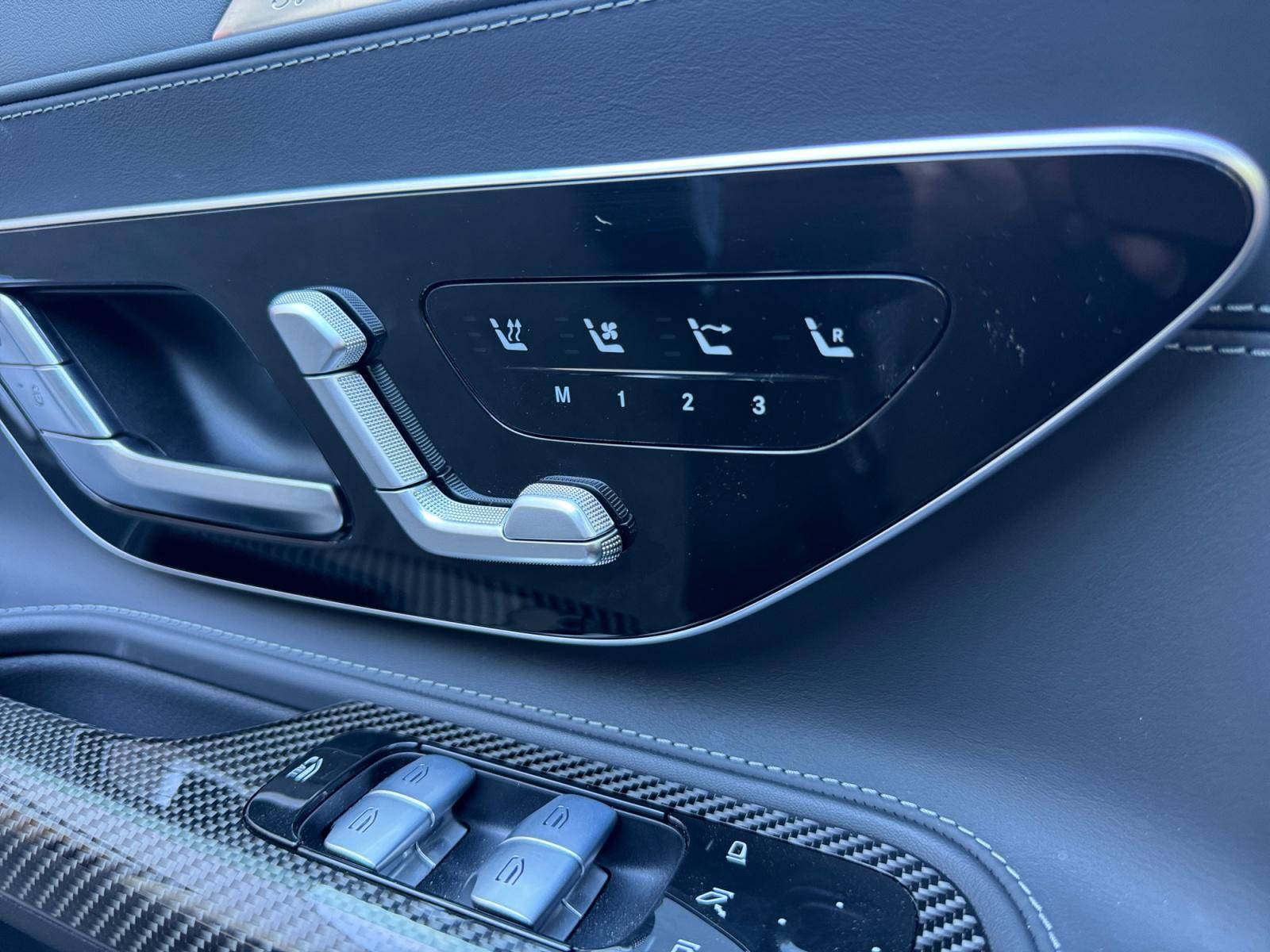 Image Mercedes-Benz SL Mercedes-AMG  63 4MATIC+  SL Mercedes AMG Speedshift MCT 63 4MATIC+